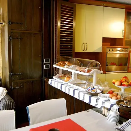 住宿加早餐酒店 Rita 圣雷默