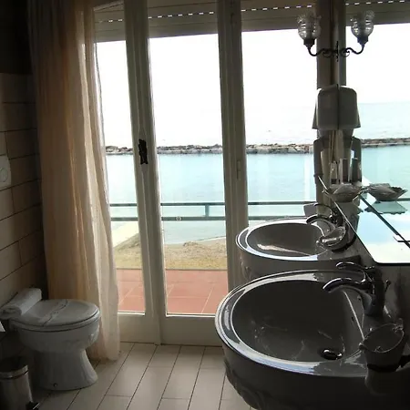 Rita 住宿加早餐酒店 圣雷默